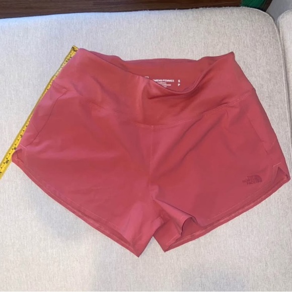 The north face shorts - Picture 1 of 3